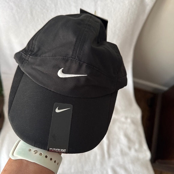 Nike Dri fit hat - Picture 1 of 2